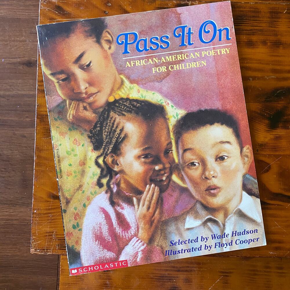 Vintage 1993 Scholastic Pass It On African-American Poetry For Children Book